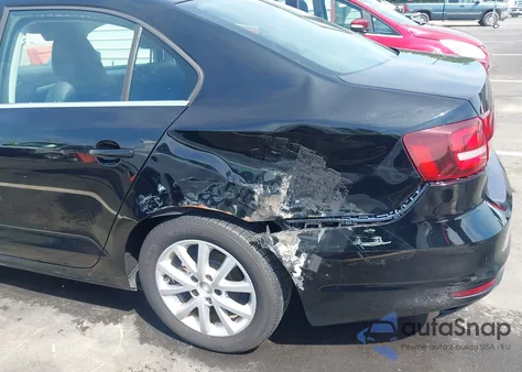 2017 Volkswagen Jetta 1.4T Se z USA, uszkodzony, nr VIN 3VWDB7AJXHM342587